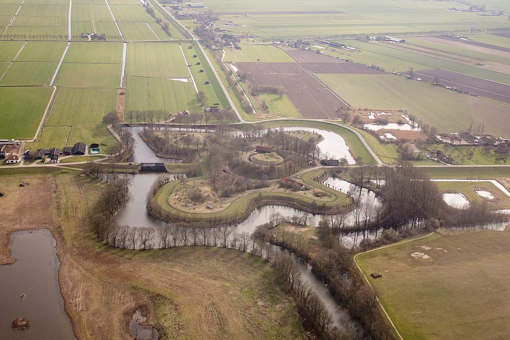 photo-of-Fort-Everdingen-surrounded-by-water-part-of-unesco-world-heritage-site-the-new-water-defence-line
